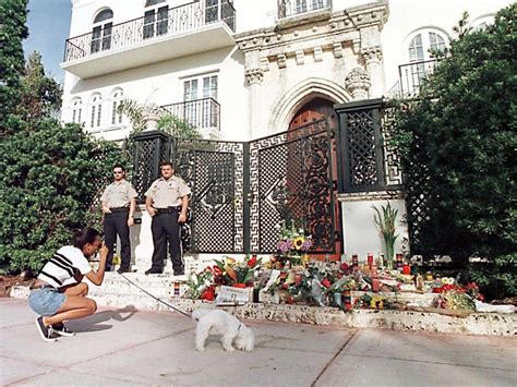 gianni versace death photo|2,546 The Assassination Of Gianni Versace Photos.